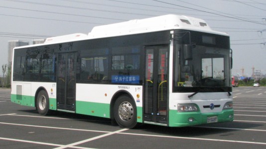 WG6100NH5型城市客车