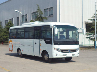 SLK6720C3GN5型客车