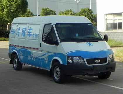 JX5044XLCMK型冷藏车