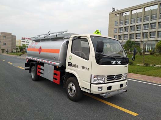安徽广通汽车CHG5071GJY型东风多利卡3-5吨加油车