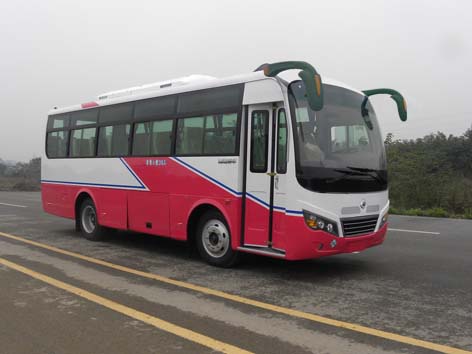 EM6821QNL5型客车