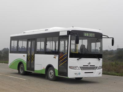 EM6820QNG5型城市客车