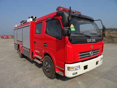 东风多利卡D7水罐消防车图片