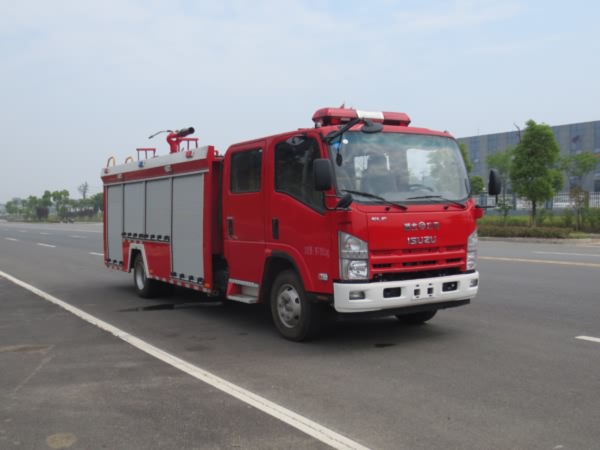 JDF5100GXFPM30-Q型庆铃五十铃700P泡沫消防车