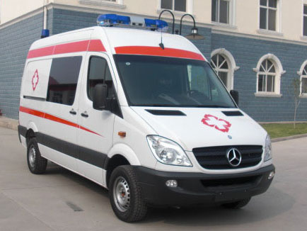 HXK5041XJHBC型救护车