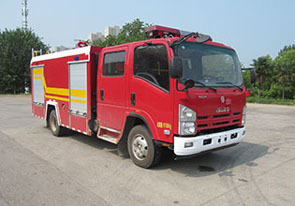 HXF5101GXFSG30-QL型庆铃五十铃700P水罐消防车