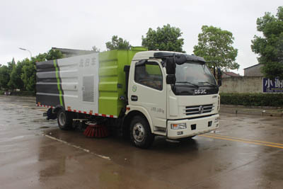 SCS5110TXSEQ型国五东风多利卡洗扫车