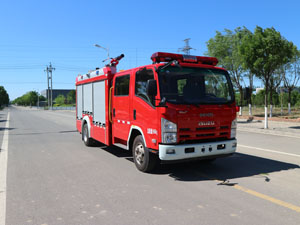 ZXF5101GXFPM30-W5型庆铃五十铃700P泡沫消防车