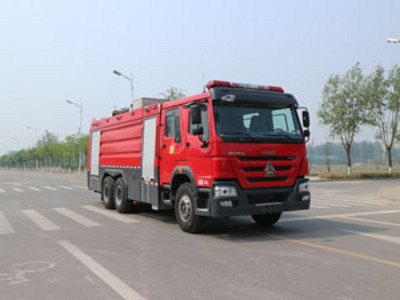 中卓时代10-15万2吨水罐消防车