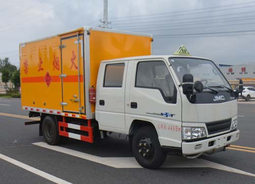 JHW5041XRQJX型江铃双排3.3米易燃气体厢式运输车