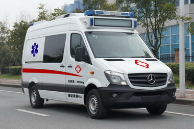 SZY5044XJH2型救护车