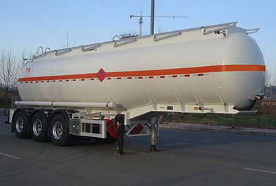 CLY9401GRYQ型铝合金易燃液体罐式运输半挂车图片