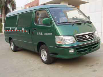 XML5035XYZ15型邮政车