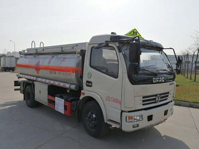 专致25吨20-25万江淮沙漠运油车
