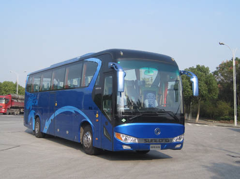 SLK6128L5GN5型客车