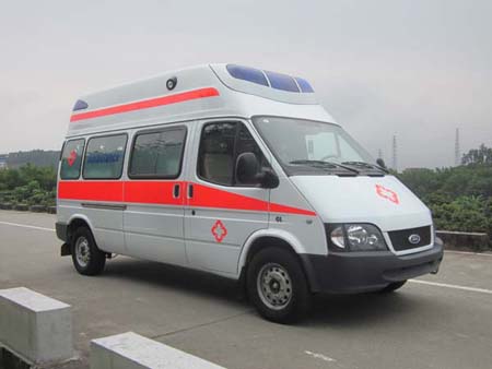 GDY5030XJHL型救护车