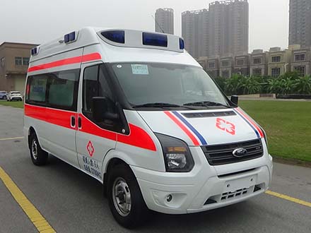 SQH5043XJHA型救护车