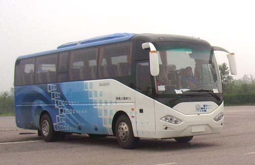 LCK6107HN1型客车