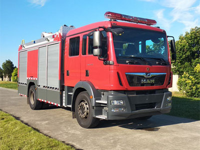 金盛盾15-20万5吨自装卸式消防车