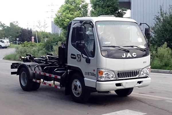 XZJ5070ZXXH5型江淮康铃车厢可卸式垃圾车
