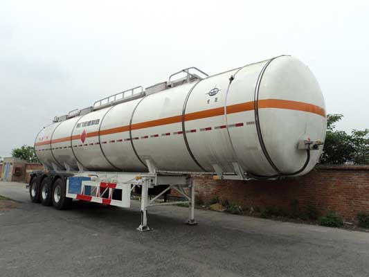 HT9401GRY型易燃液体罐式运输半挂车