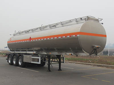 CLY9401GRYP型铝合金易燃液体罐式运输半挂车图片