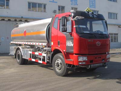 陆平机器12吨10-15万东风平头柴油运油车