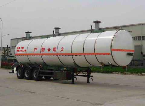 组图：芜湖中集瑞江汽车易燃液体罐式运输半挂车图片