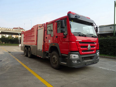 金盛盾20-25万16吨自装卸式消防车