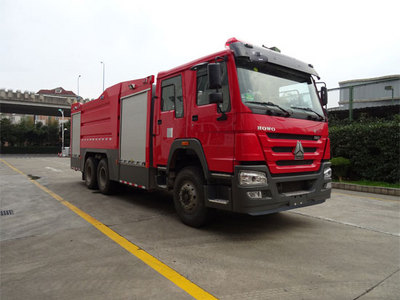 金盛盾30万以上10吨自装卸式消防车