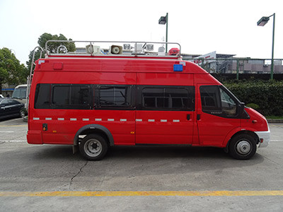 天河5-10万10吨自装卸式消防车