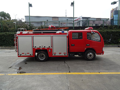 LLX5075GXFSG20/D型凯普特双排水罐消防车