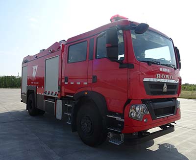 BX5200GXFPM70/HJ5型泡沫消防车