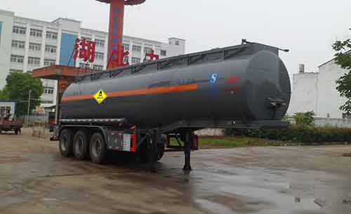 HLW9400GYW型氧化性物品罐式运输半挂车图片