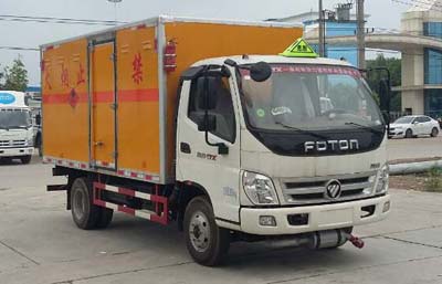 福田欧马可易燃液体厢式运输车图片