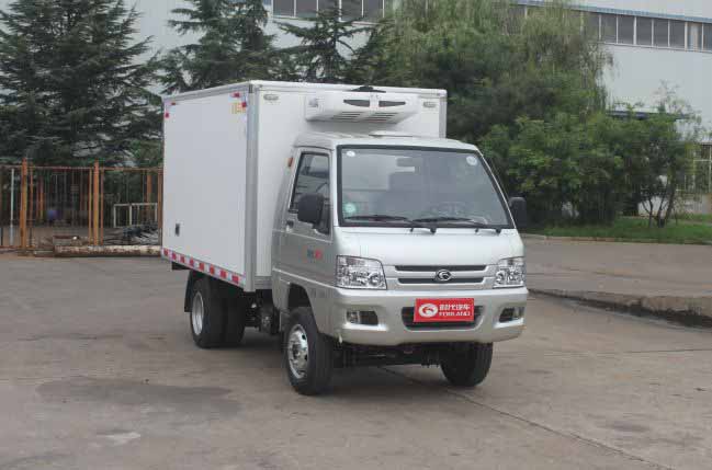 BJ5030XLC-D5型福田驭菱国五2.9米冷藏车