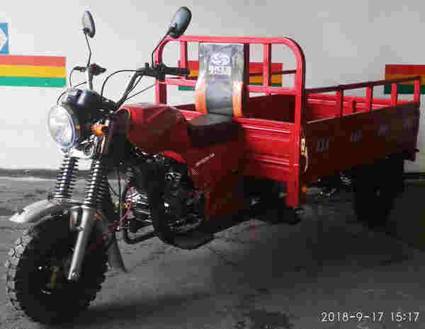 JH150ZH-5A型正三轮摩托车图片