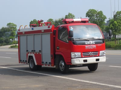 江特5-10万自装卸式消防车