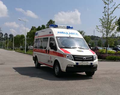 CPT5041XJHEQV型救护车