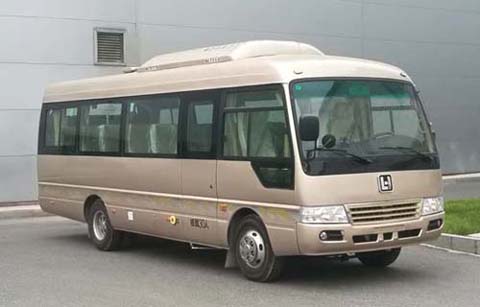 LH6751C1M1E0型客车