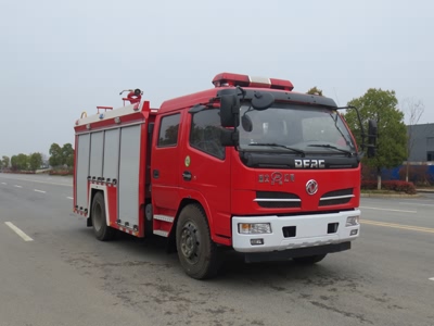 JDF5102GXFSG40型东风多利卡D7水罐消防车