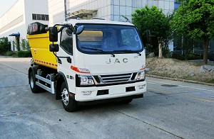 SYB5081ZZZHF6型江淮骏铃V6自装卸式垃圾车