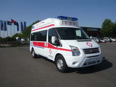 TZ5040XJHJXM6A型救护车图片