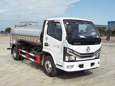 CLW5070GNY6型东风多利卡国六鲜奶运输车