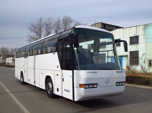 BFC6120L1D6型豪华旅游客车图片