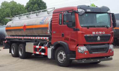 DLQ5250GYYZ5型运油车