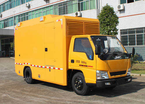 CFQ5060XZM5J型江铃黄牌抢险救援照明车