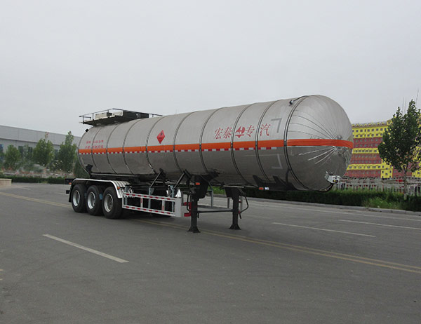 HHT9406GRYE型易燃液体罐式运输半挂车图片