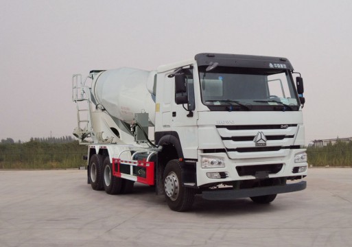 ZZ5257GJBN4347E1B型混凝土搅拌运输车