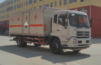 东风天锦6米2腐蚀性物品厢式运输车图片